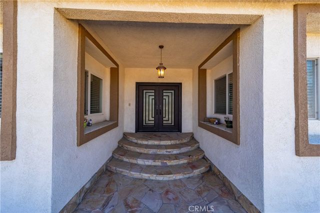 42500 20th W, Lancaster, CA 93534