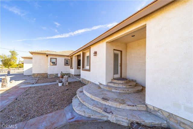 42500 20th W, Lancaster, CA 93534