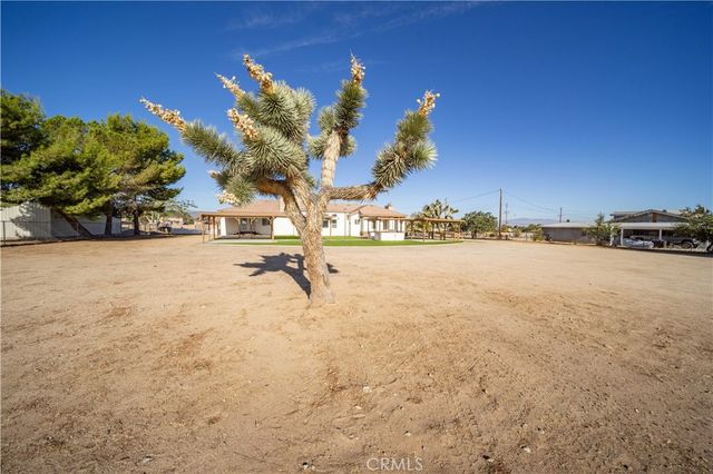 42500 20th W, Lancaster, CA 93534
