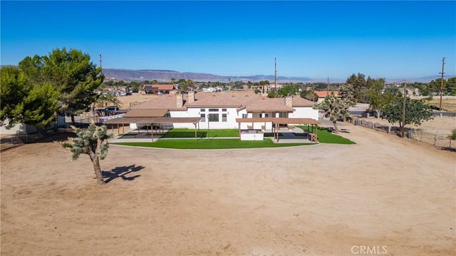 42500 20th W, Lancaster, CA 93534