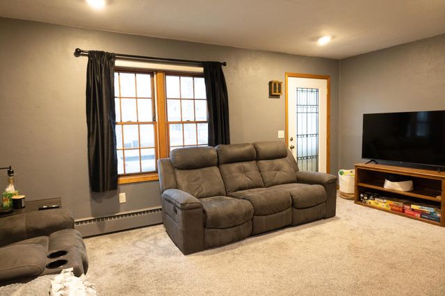 113 W 6th Street, Adrian, MN 56110