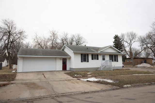 113 W 6th Street, Adrian, MN 56110