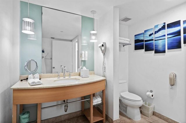18683 Collins Avenue 1403, Sunny Isles Beach, FL 33160