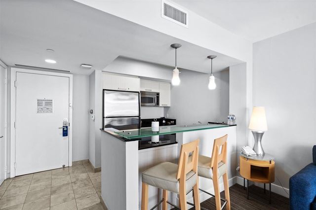 18683 Collins Avenue 1403, Sunny Isles Beach, FL 33160