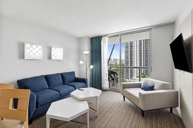 18683 Collins Avenue 1403, Sunny Isles Beach, FL 33160