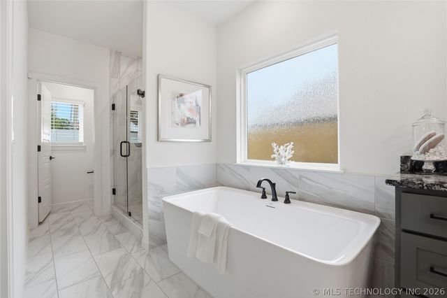 1421 N 72nd Street, Broken Arrow, OK 74014