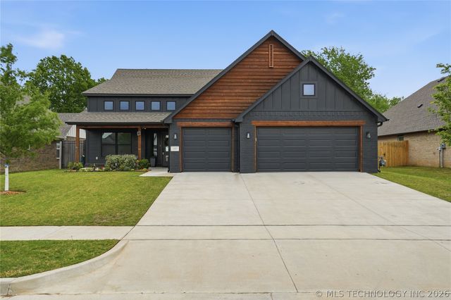 1421 N 72nd Street, Broken Arrow, OK 74014