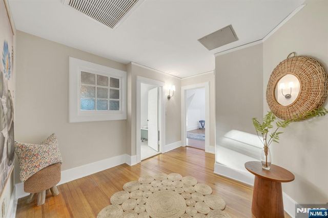 37 Afterglow Avenue, Verona, NJ 07044