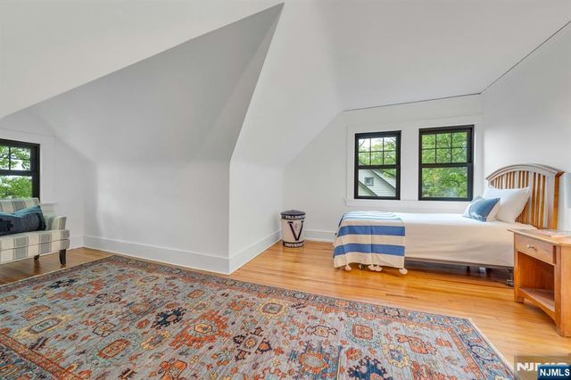 37 Afterglow Avenue, Verona, NJ 07044