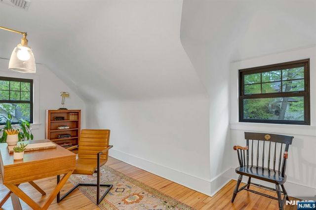 37 Afterglow Avenue, Verona, NJ 07044