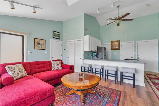 150 Sailors Cove DR UNIT 1218, Moneta, VA 24121