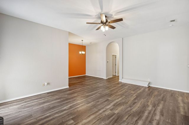 6406 Scotsbluff Court, Arlington, TX 76001