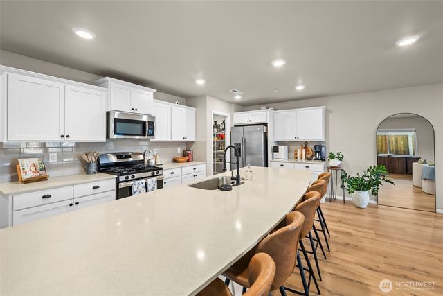3512 Hoffman Hill Boulevard, Dupont, WA 98327