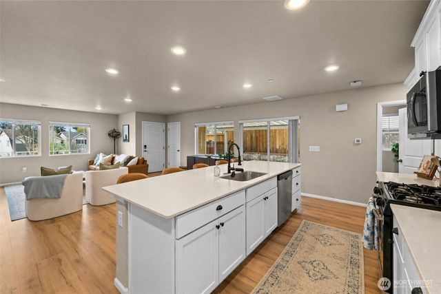 3512 Hoffman Hill Boulevard, Dupont, WA 98327