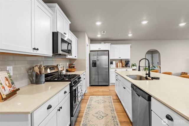 3512 Hoffman Hill Boulevard, Dupont, WA 98327