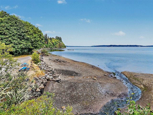 5047 Marian Drive NE, Olympia, WA 98516