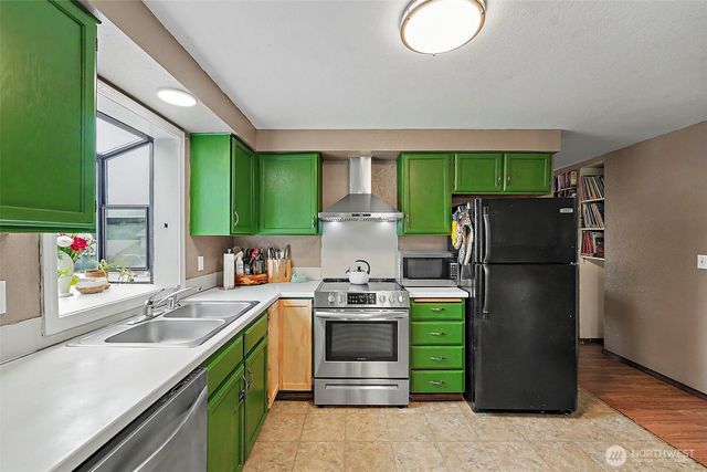 5047 Marian Drive NE, Olympia, WA 98516
