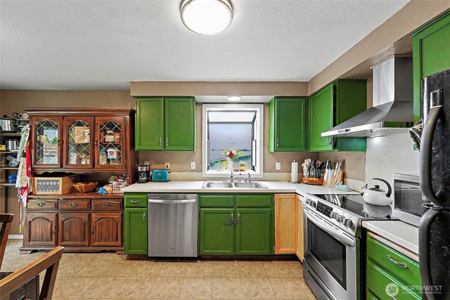 5047 Marian Drive NE, Olympia, WA 98516