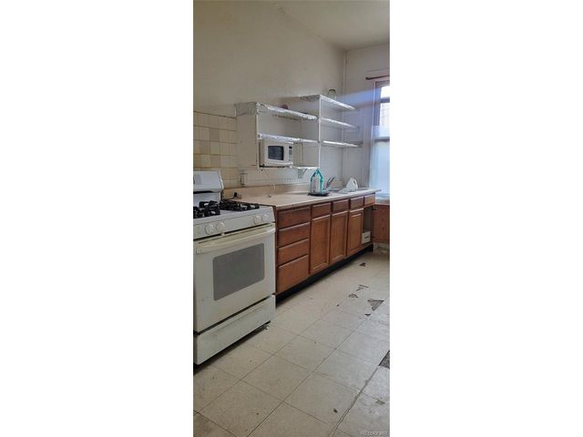 1201 32nd St, Denver, CO 80205