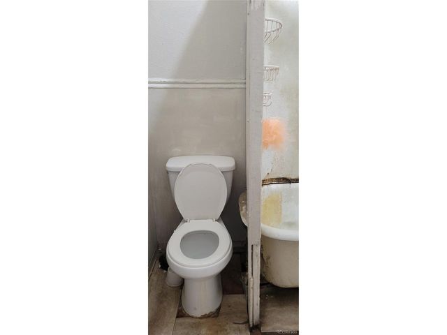 1201 32nd St, Denver, CO 80205