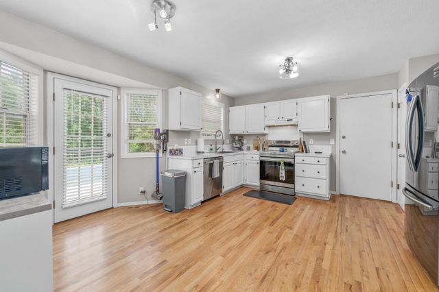 3925 N Rushwood, Wichita, KS 67226
