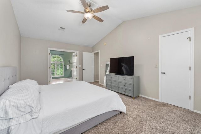 3925 N Rushwood, Wichita, KS 67226