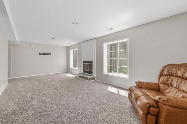 3925 N Rushwood, Wichita, KS 67226