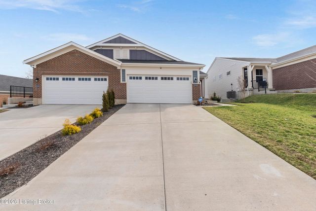 10040 Windcrest Farms Ln, Louisville, KY 40291