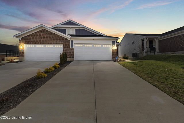 10040 Windcrest Farms Ln, Louisville, KY 40291