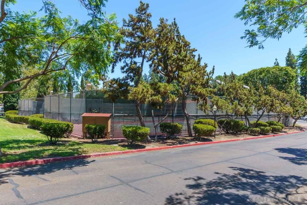 Image 12 of property listing at 6009 Rancho Mission Road 103, San Diego, CA 92108