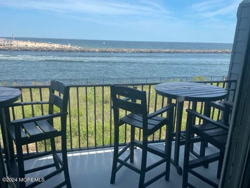 54 Harborhead Drive 54, Point Pleasant Beach, NJ 08742