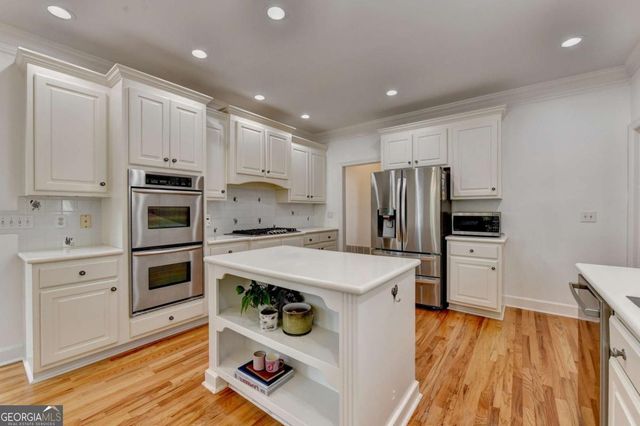 5955 Ettington Drive, Suwanee, GA 30024