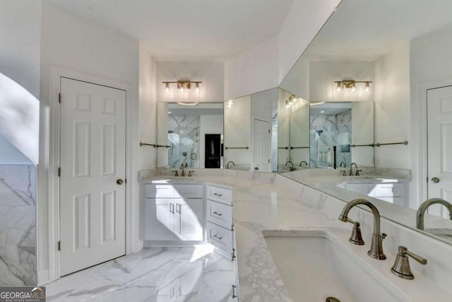5955 Ettington Drive, Suwanee, GA 30024