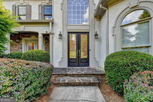 5955 Ettington Drive, Suwanee, GA 30024