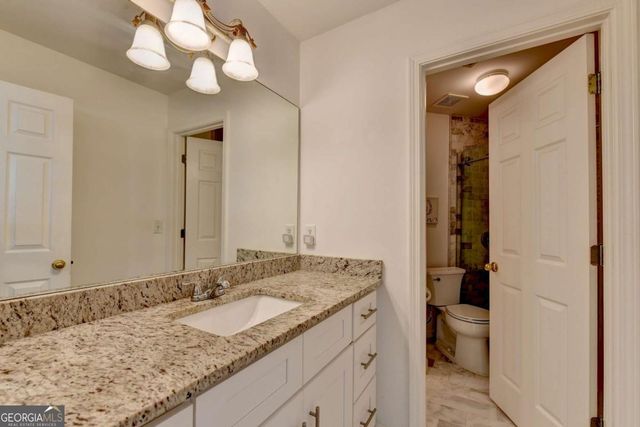 5955 Ettington Drive, Suwanee, GA 30024