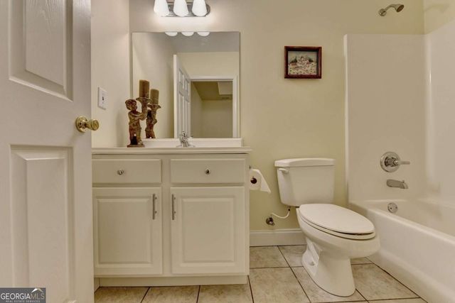 5955 Ettington Drive, Suwanee, GA 30024