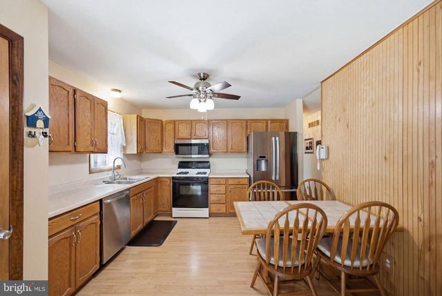 1946 BERGDOLL, Boothwyn, PA 19061