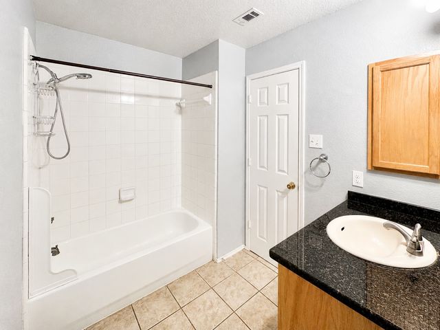 5709 Parkwood Trail, Haltom City, TX 76137