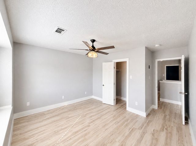5709 Parkwood Trail, Haltom City, TX 76137