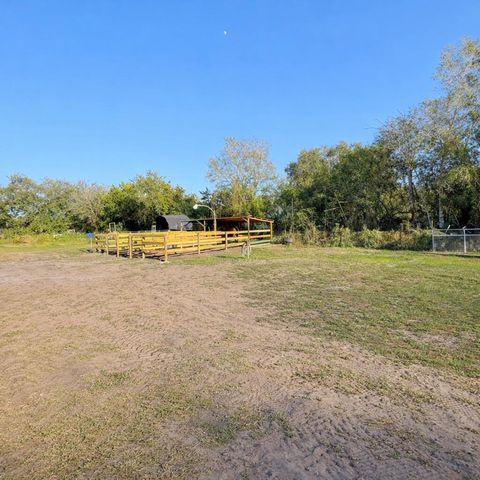 5062 NE 122nd Drive, Okeechobee, FL 34972