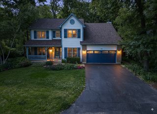 462 Kelly Lane, Crystal Lake, IL 60012