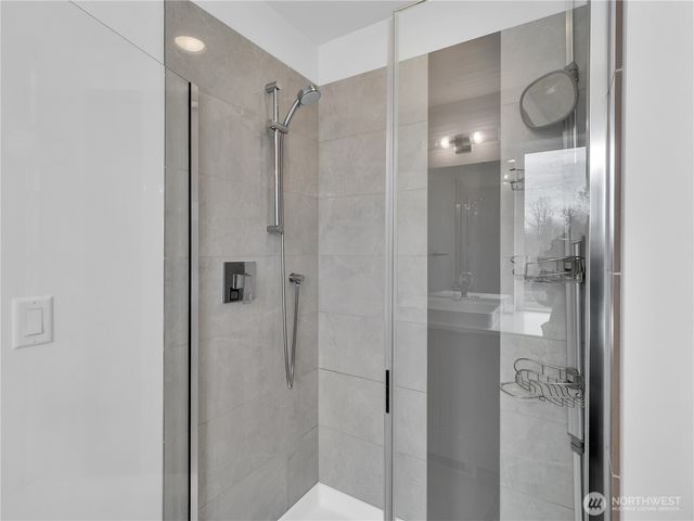 31822 Valley Vista St, Carnation, WA 98014