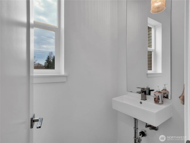 31822 Valley Vista St, Carnation, WA 98014