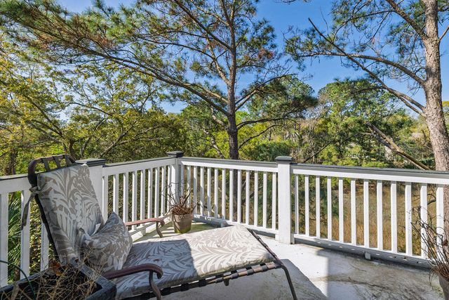 142 Wappoo Creek Drive 9, Charleston, SC 29412