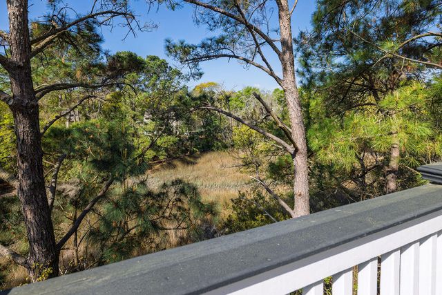 142 Wappoo Creek Drive 9, Charleston, SC 29412