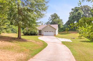 662 Carla Court, Winder, GA 30680