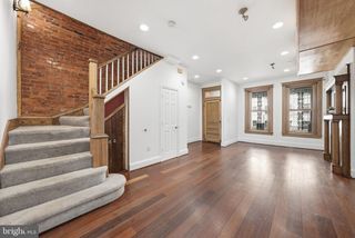 1116 MONROE ST NW #1, Washington, DC 20010