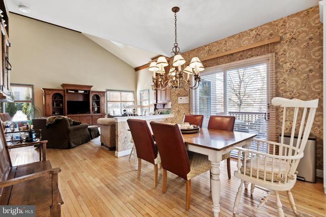 57 CROPWELL LN, Southampton, PA 18966