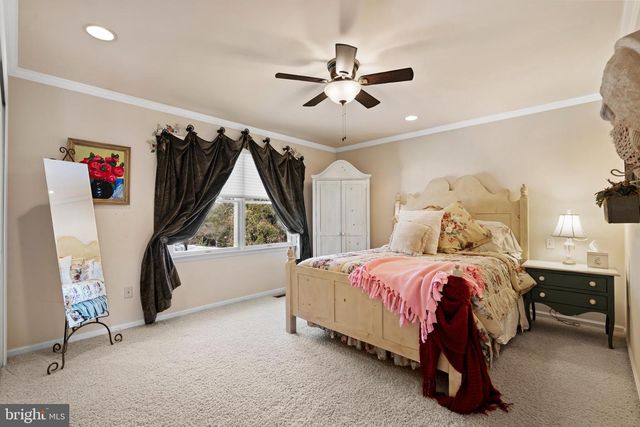 57 CROPWELL LN, Southampton, PA 18966