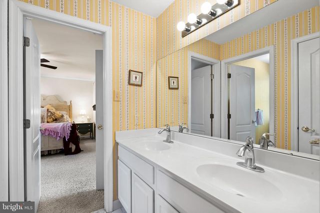 57 CROPWELL LN, Southampton, PA 18966